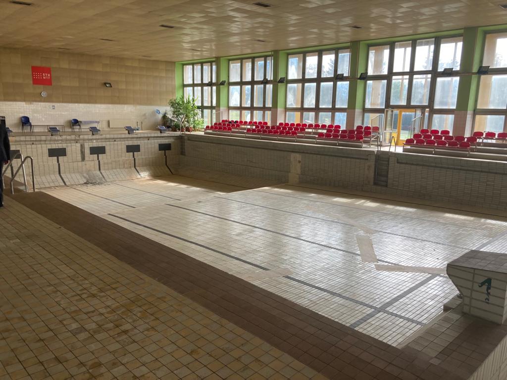 Aktuálny stav plaveckého bazéna v areáli Materiálovotechnologickej fakulty STU v Trnave