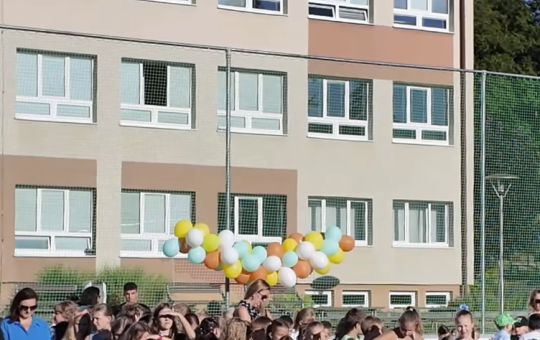 Zrekonštruované multifunkčné ihrisko v Uhrovci. FOTO OBEC UHROVEC