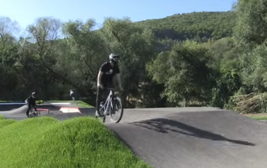 Nová pumptracková dráha v Bzinciach pod Javorinou. FOTO OBEC BZINCE POD JAVORINOU