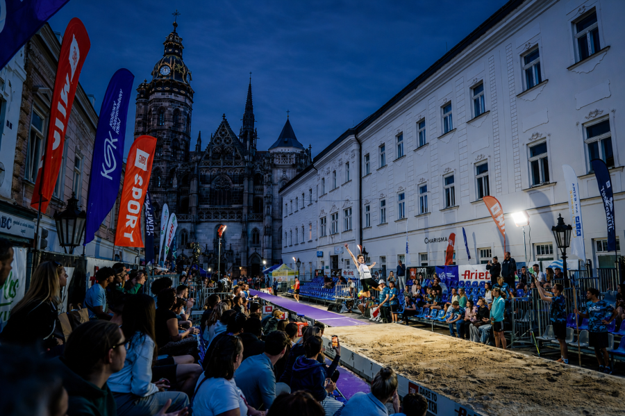 FOTO JBL JUMP FEST