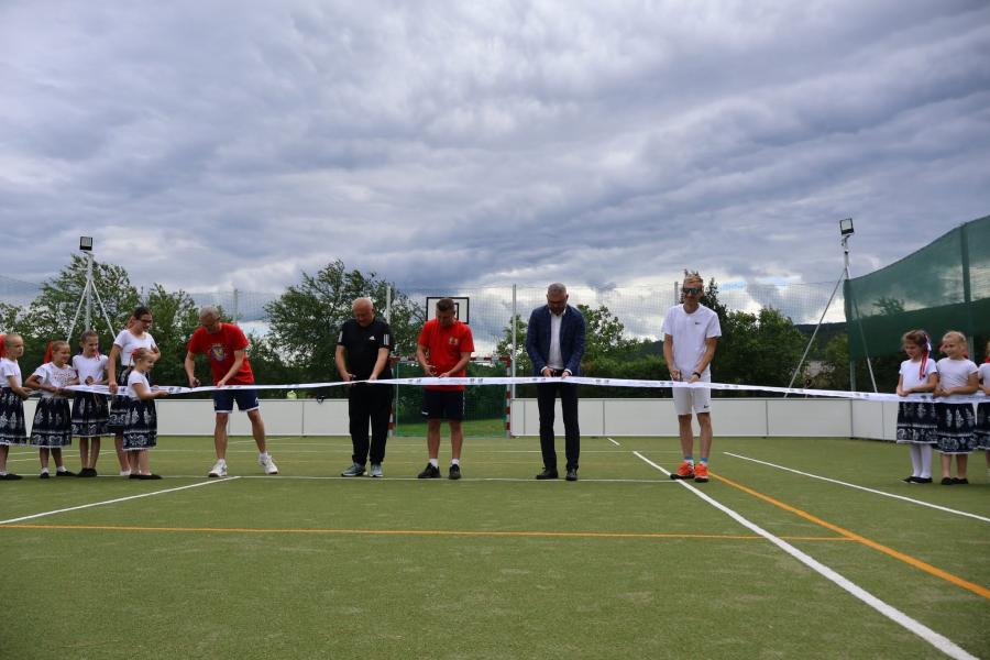 Multifunkčné ihrisko v obci Trenčianske Jastrabie, FOTO TRENČIANSKE JASTRABIE