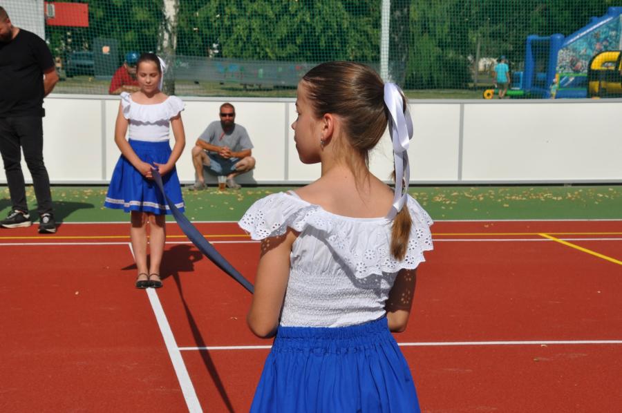 Multifunkčné ihrisko v obci Horovce. FOTO FACEBOOK.COM/OBECHOROVCE
