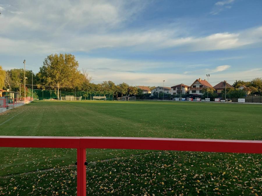 Zmodernizované futbalové ihrisko v Hrubom Šúri. FOTO OBEC HRUBÝ ŠÚR