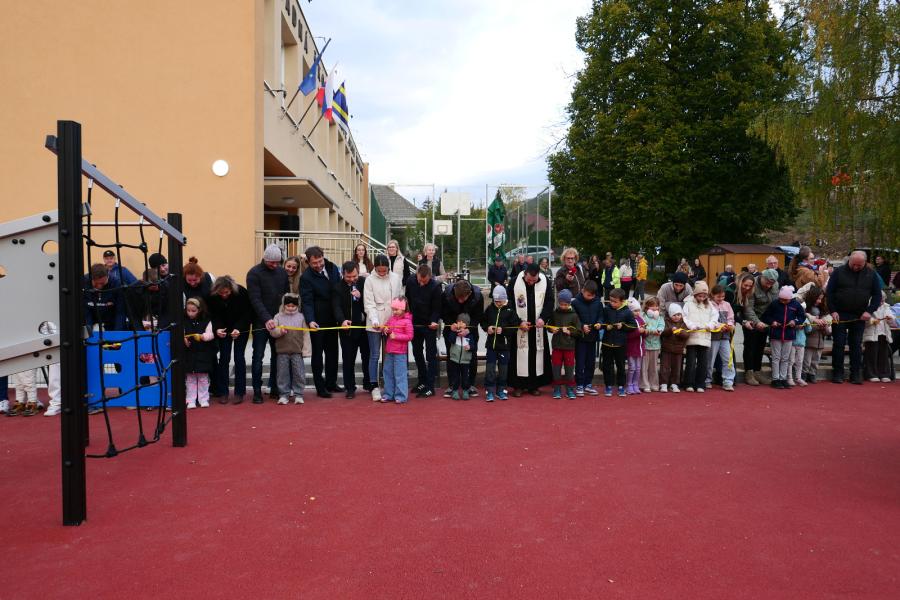 Nové športoviská v Hradišti pod Vrátnom. FOTO OBEC HRADIŠTE POD VRÁTNOM